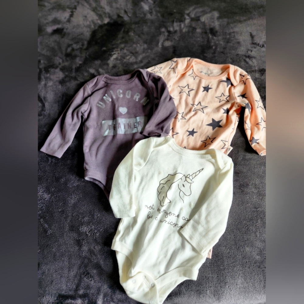 Mini Heroes 3-Piece Unicorn Long Sleeve Onesies Set size 6mos